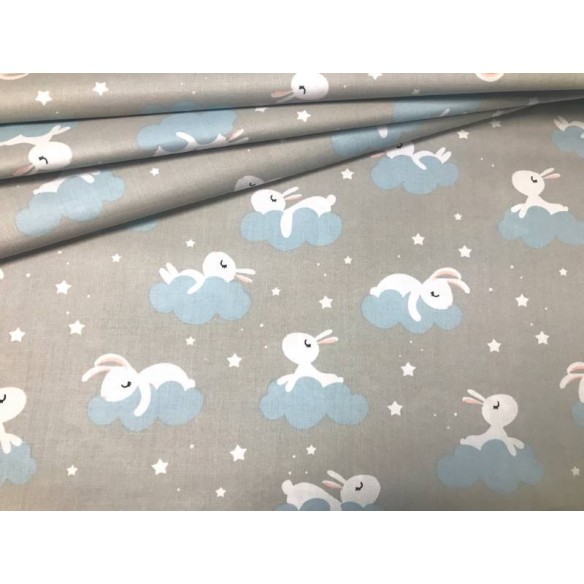 Tessuto di cotone - Coniglietti e nuvole su grigio